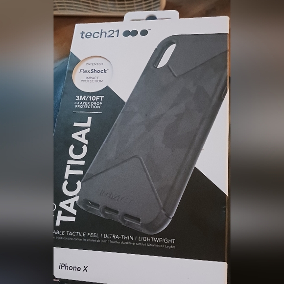 Tech 21 Tacticle Iphone X With Flexshock Case - Picture 2 of 6